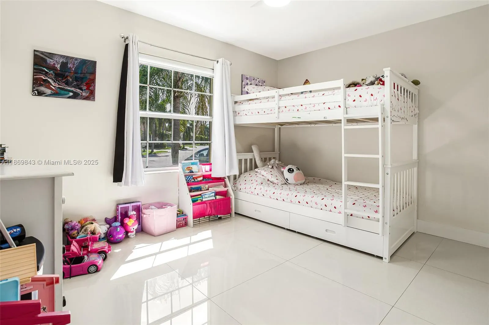 16298 La Costa Dr