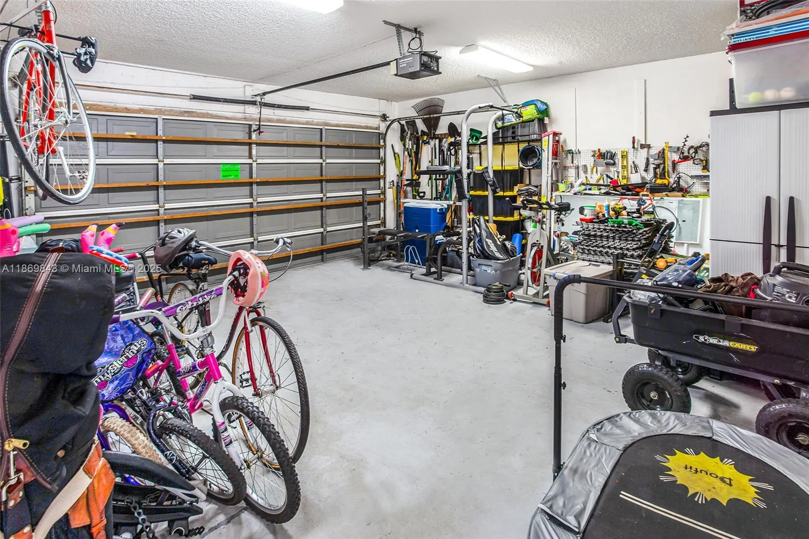 16298 La Costa Dr