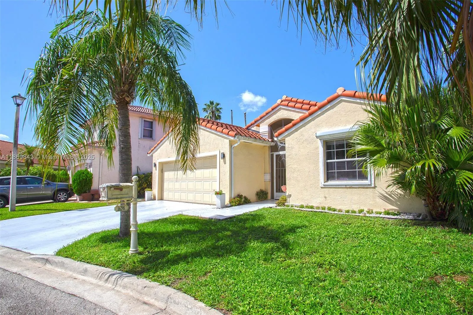 16298 La Costa Dr
