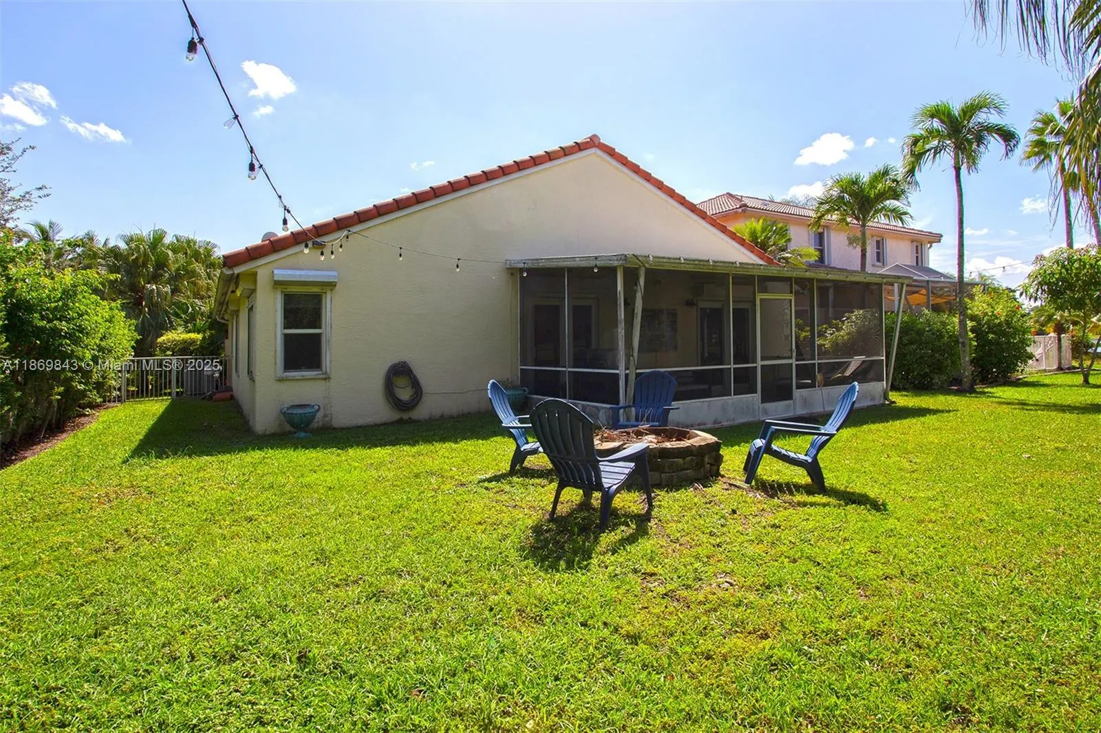 16298 La Costa Dr