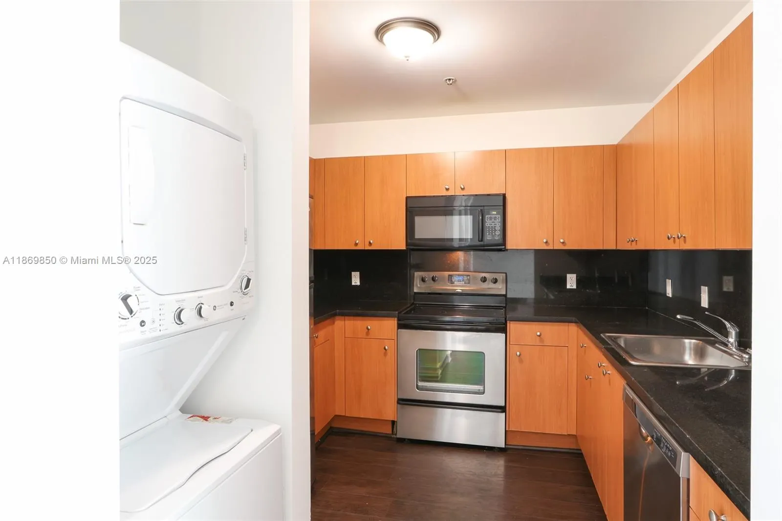 2200 NE 4th Ave, #709