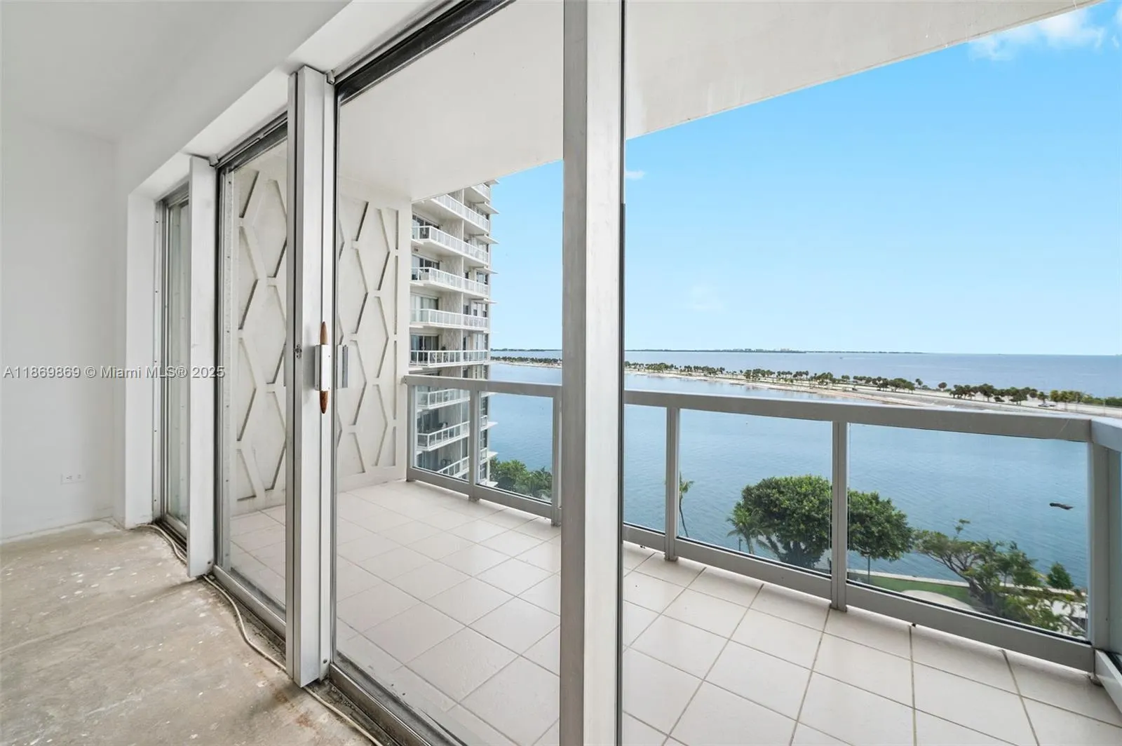 2451 Brickell Ave, #10S