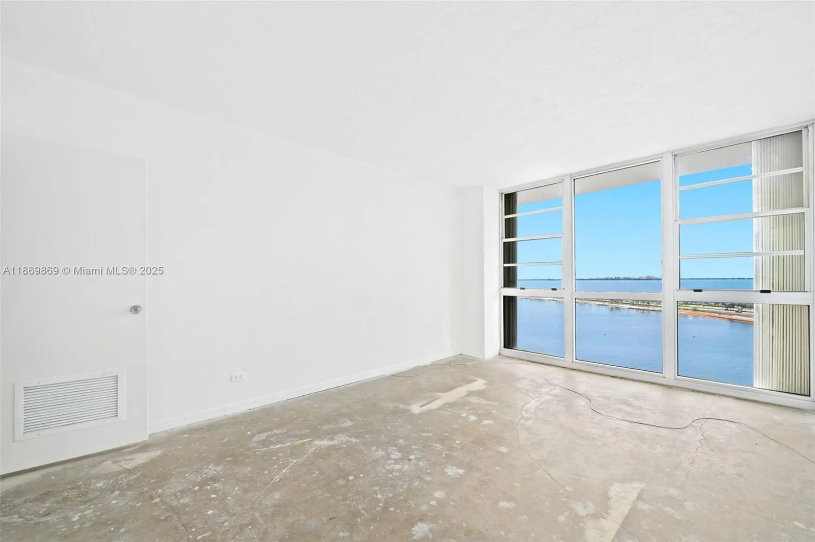 2451 Brickell Ave, #10S