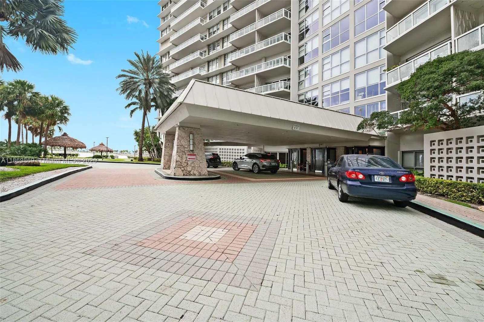 2451 Brickell Ave, #10S