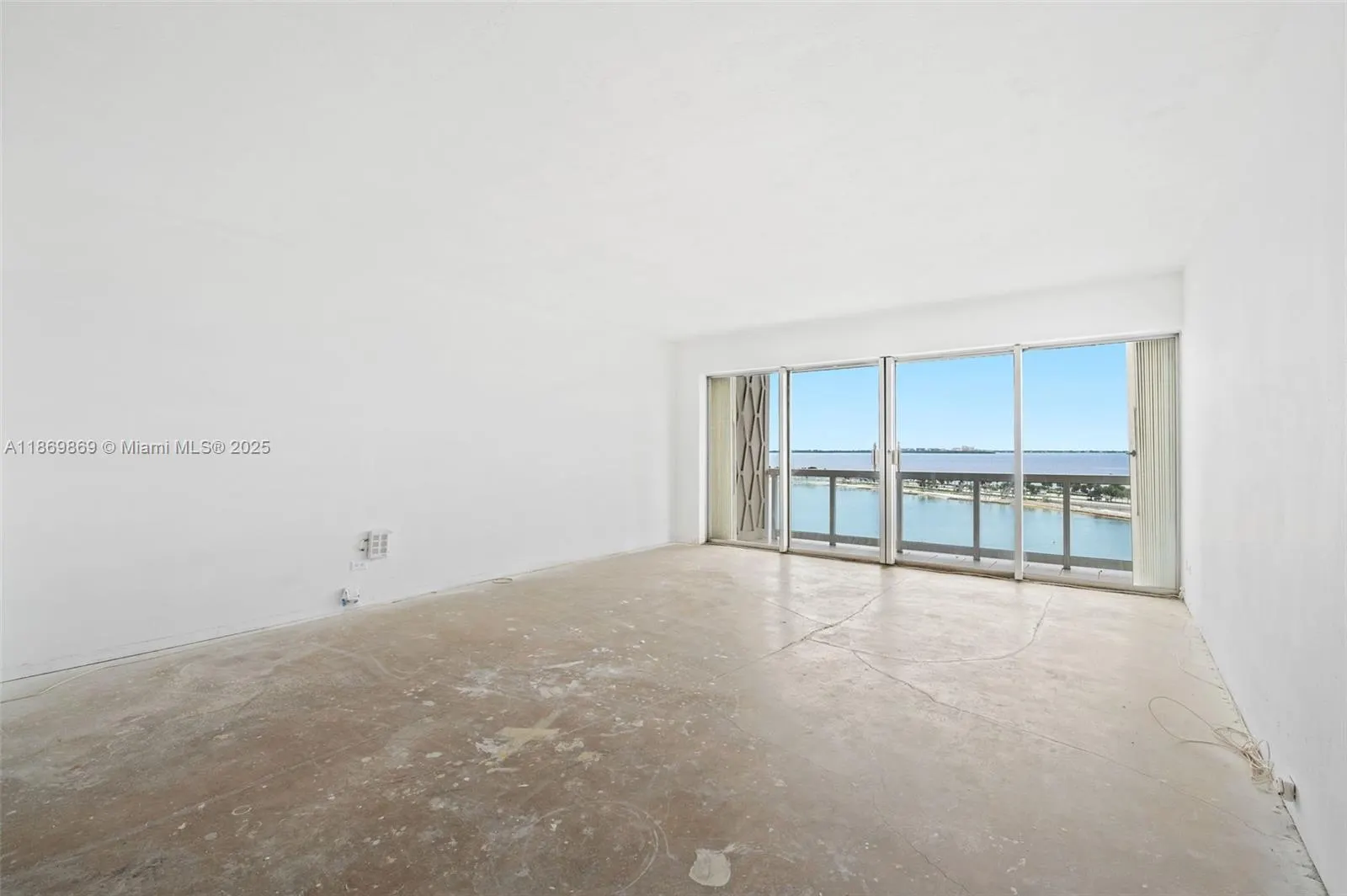 2451 Brickell Ave, #10S