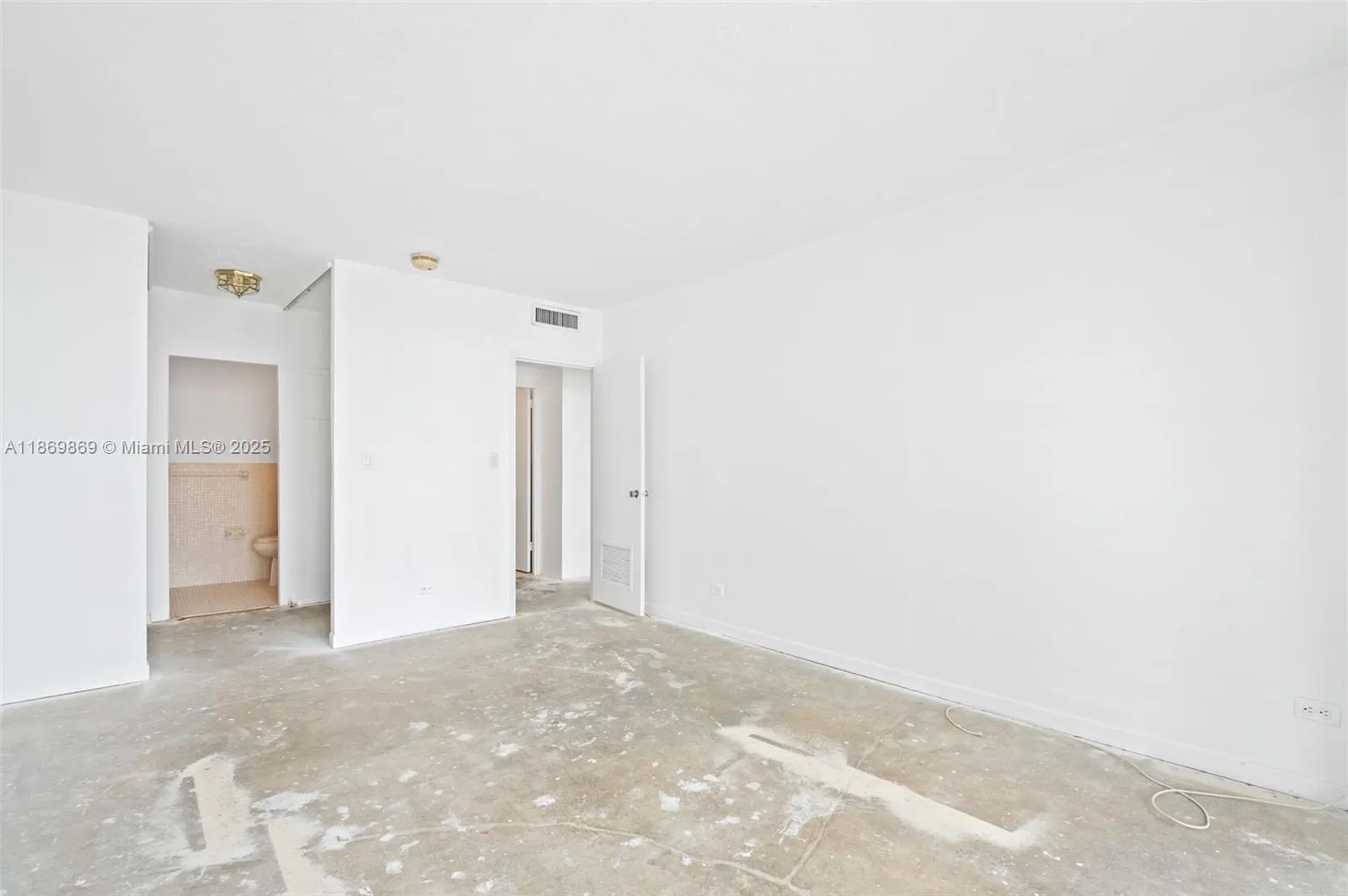 2451 Brickell Ave, #10S