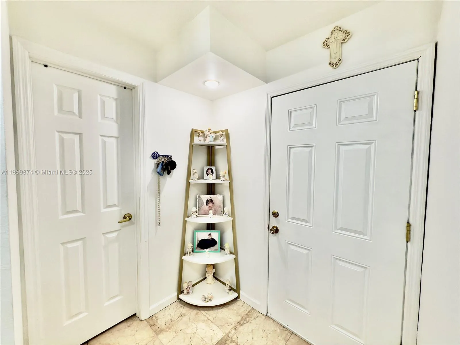 3551 NE 169th St, #105