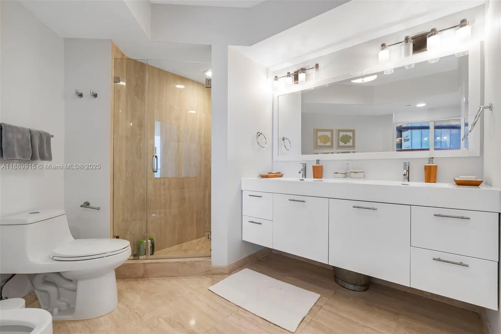 18671 Collins Ave, #1603