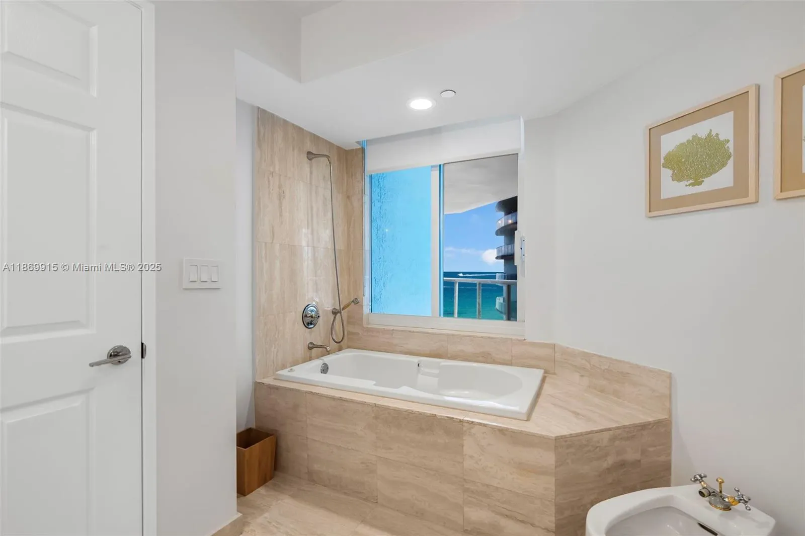 18671 Collins Ave, #1603