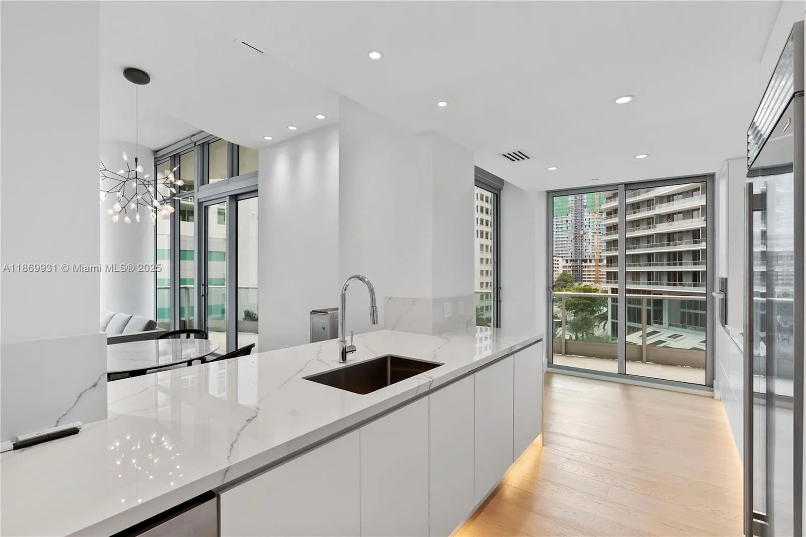 1331 Brickell Bay Dr, #608