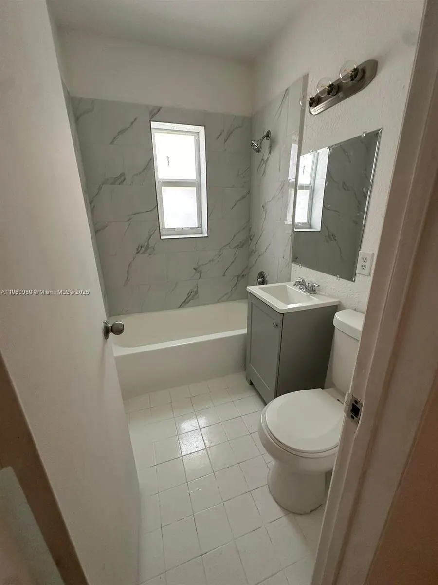 407 NW 84th St, #407