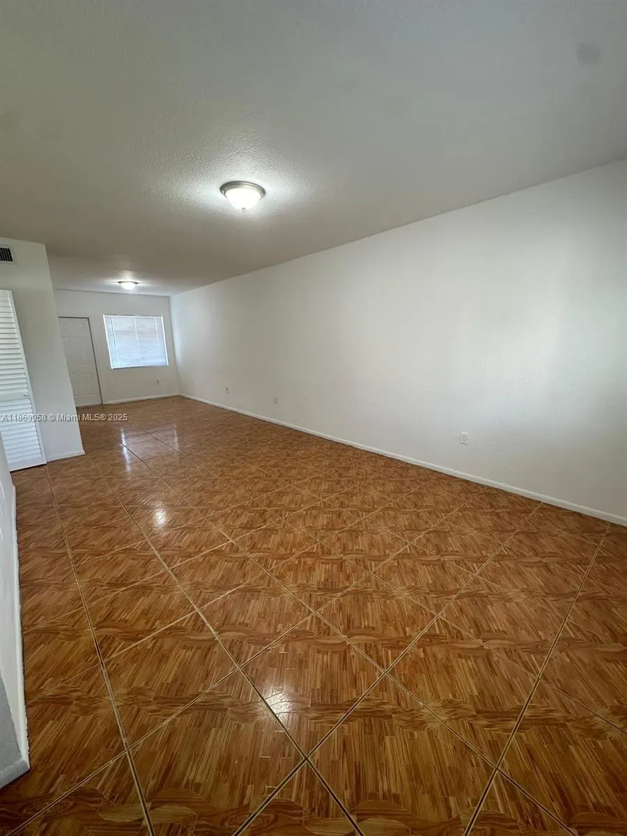 407 NW 84th St, #407