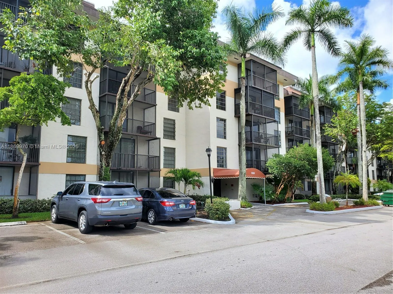 5550 NW 44th St, #111B