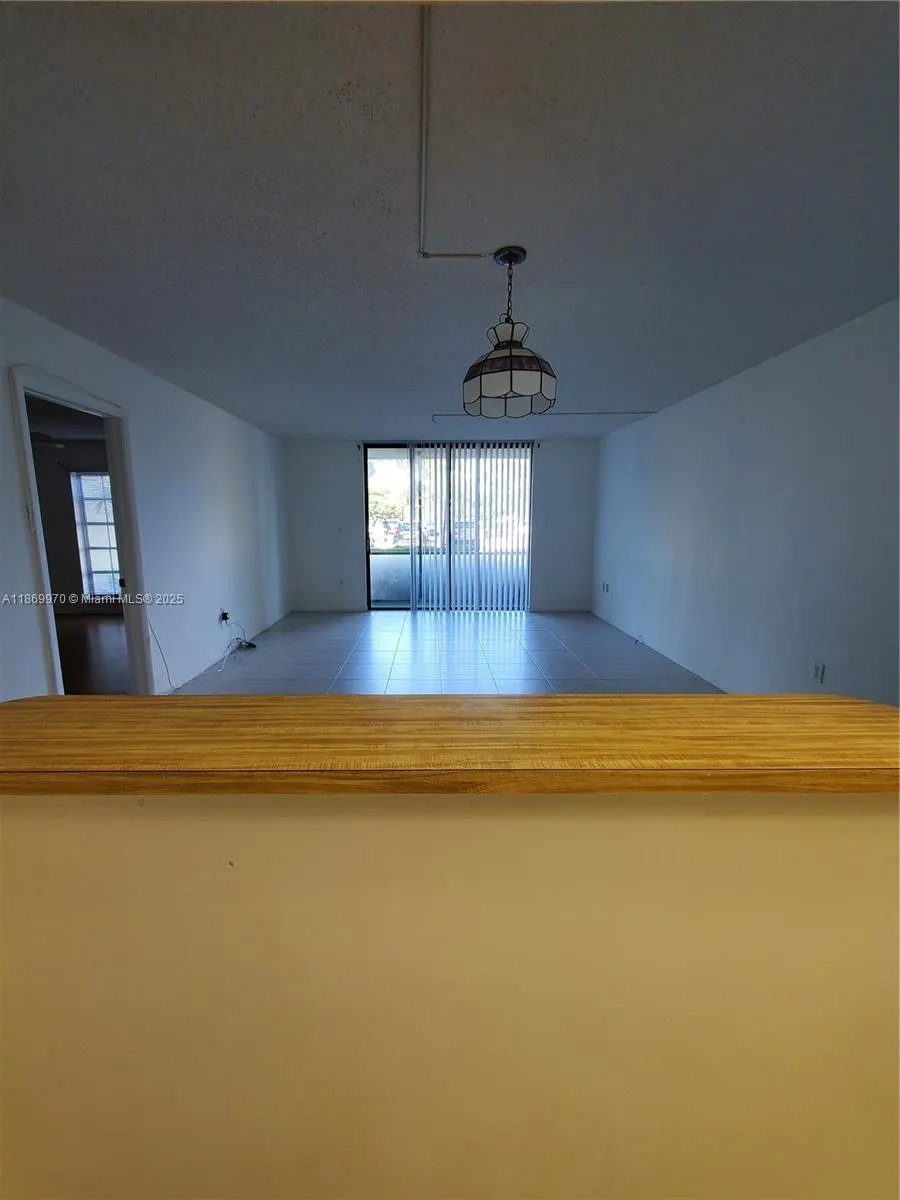 5550 NW 44th St, #111B