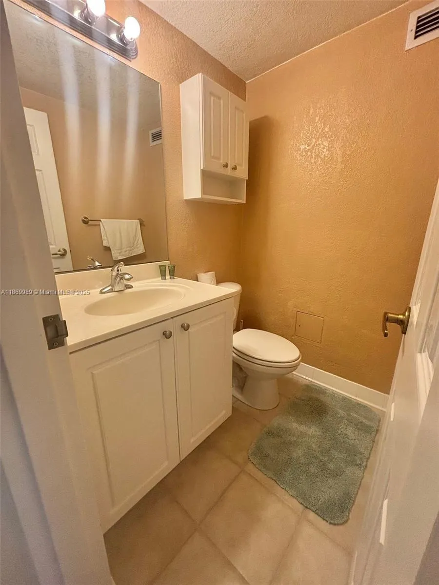 2501 S Ocean Dr, #433