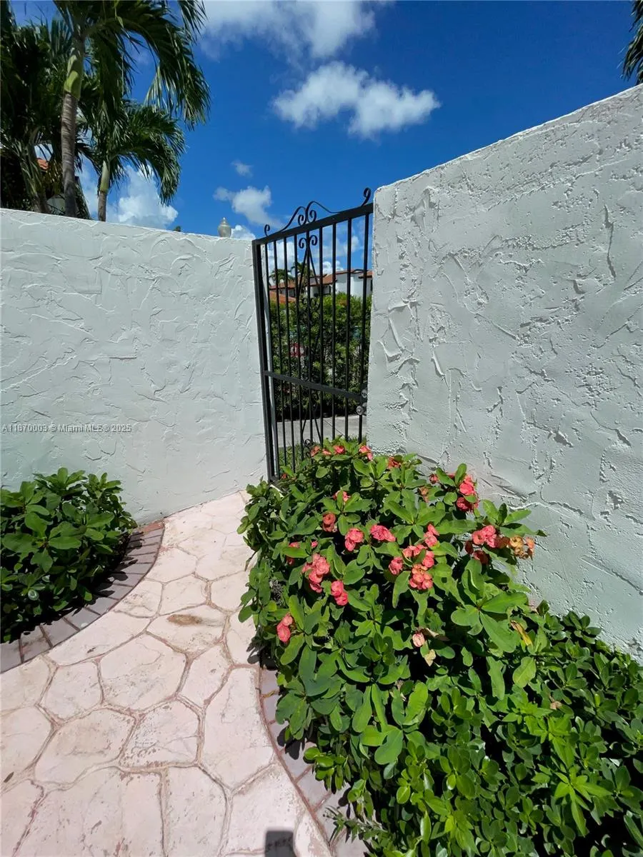 1301 SW 124th Ct, #20-A