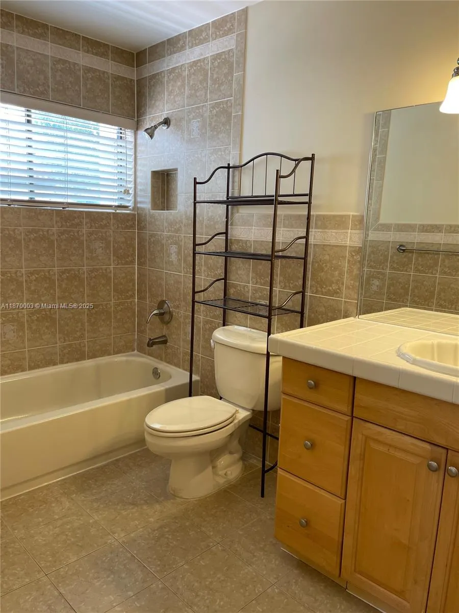 1301 SW 124th Ct, #20-A
