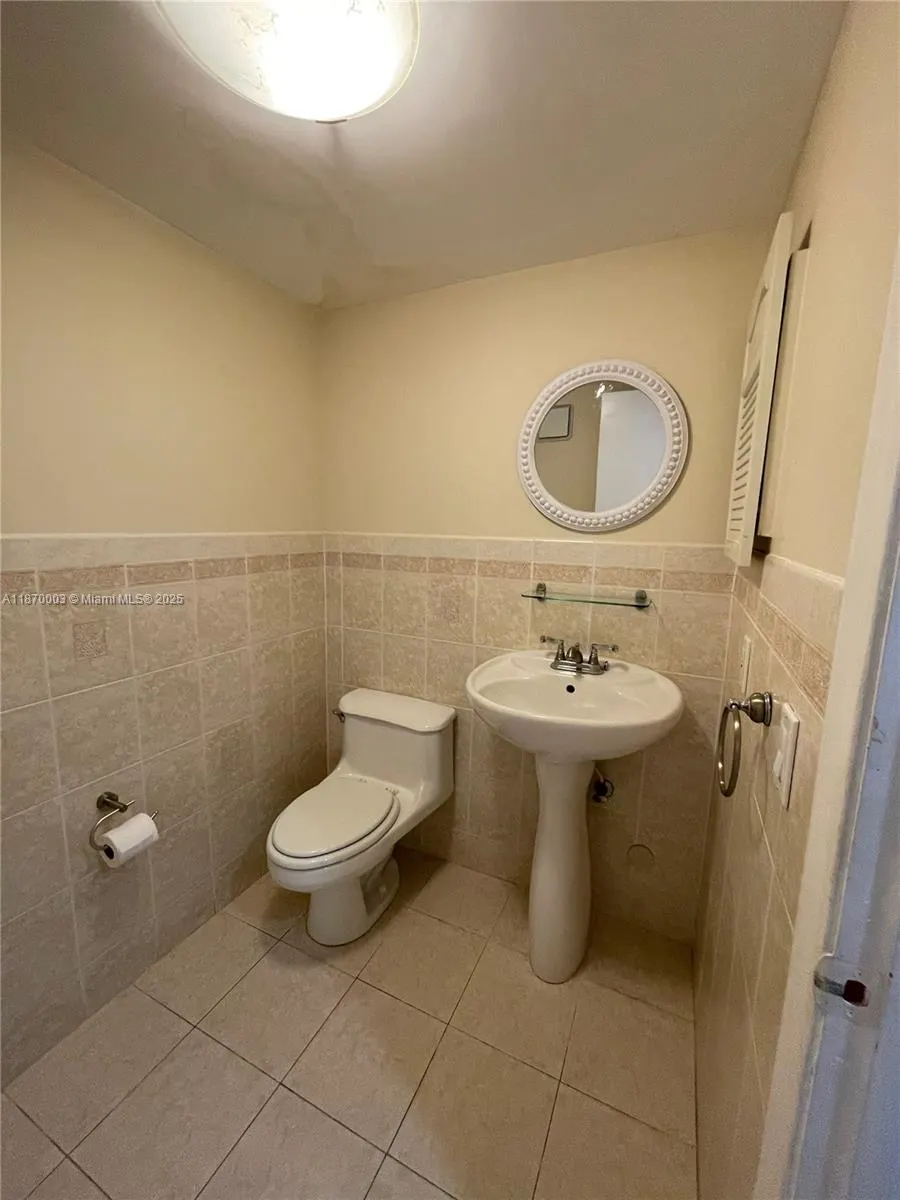 1301 SW 124th Ct, #20-A