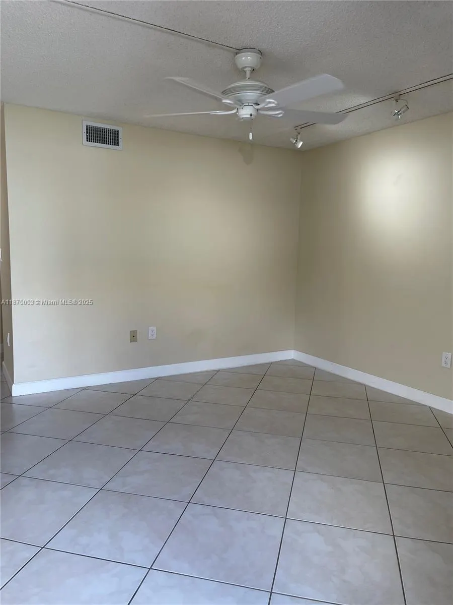 1301 SW 124th Ct, #20-A