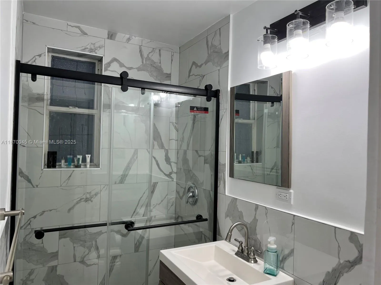 3710 Collins Ave, #N-103