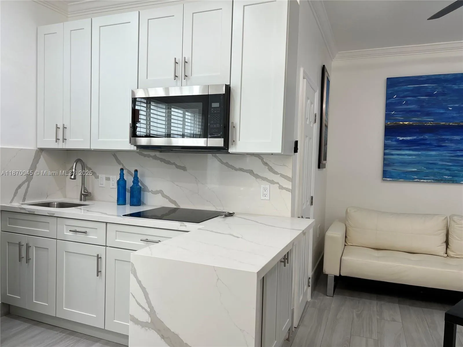 3710 Collins Ave, #N-103