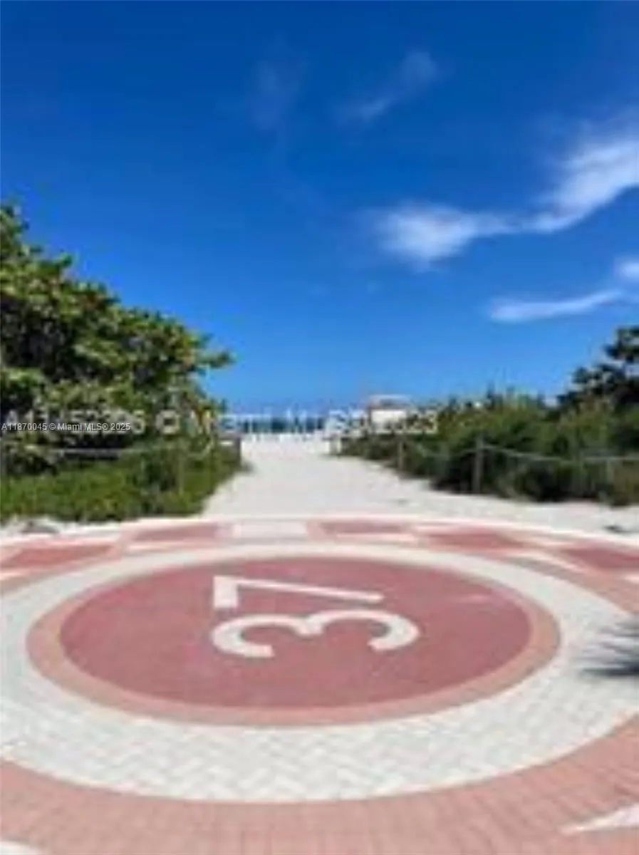 3710 Collins Ave, #N-103