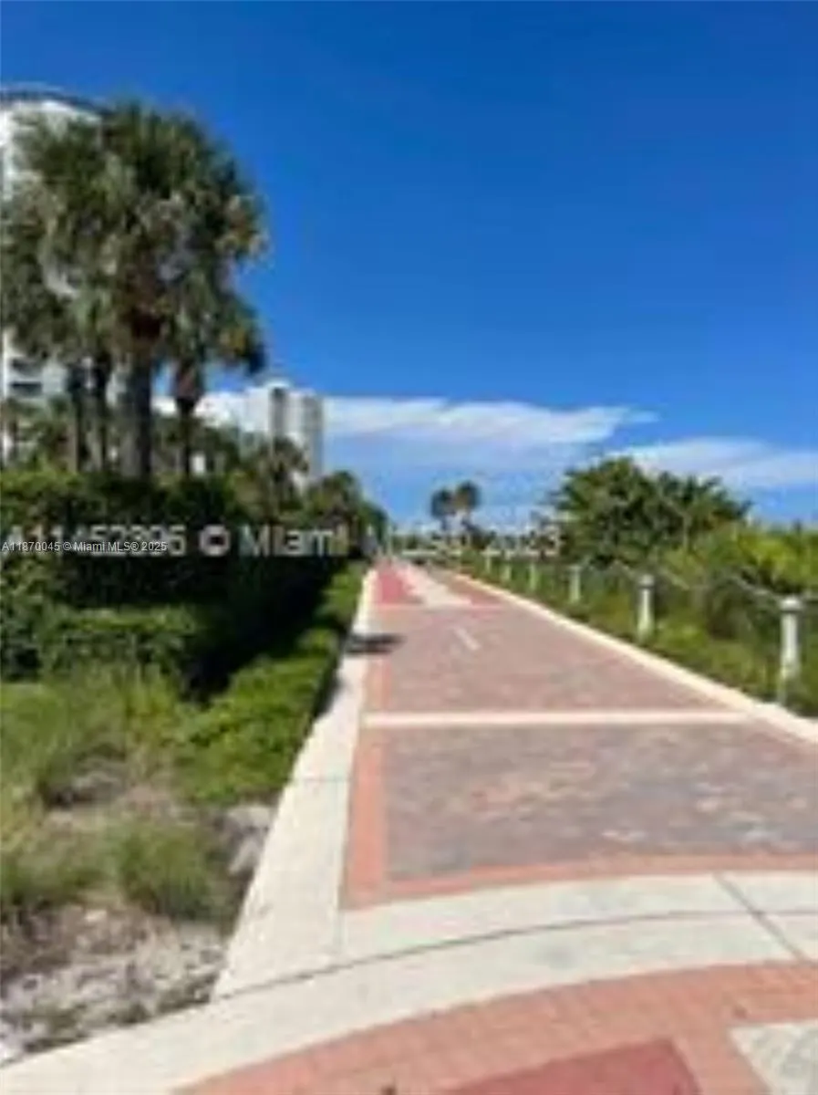 3710 Collins Ave, #N-103