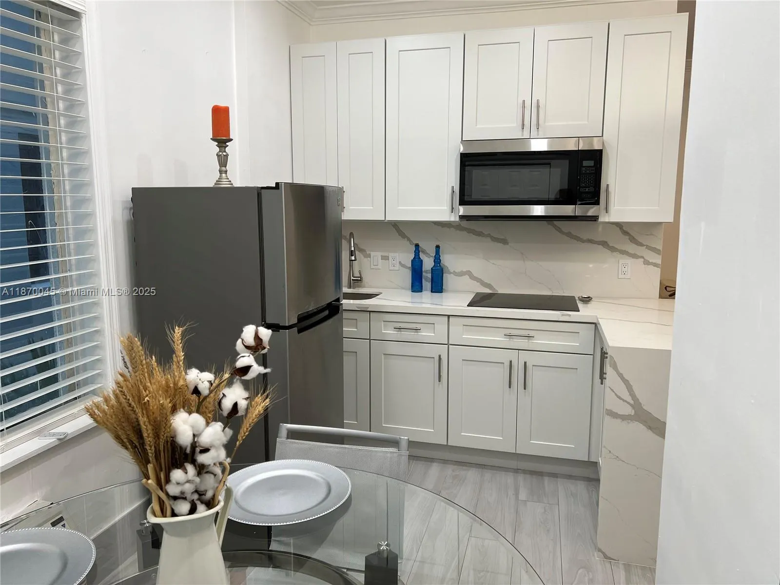 3710 Collins Ave, #N-103