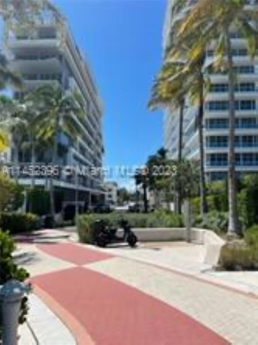 3710 Collins Ave, #N-103