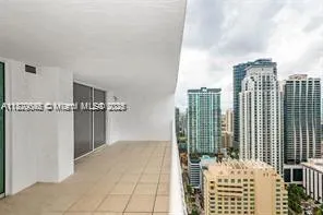 1200 Brickell Bay Dr, #4114
