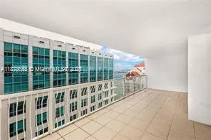 1200 Brickell Bay Dr, #4114