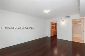 1200 Brickell Bay Dr, #4114