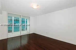 1200 Brickell Bay Dr, #4114