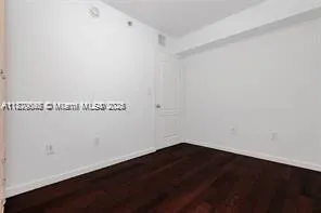 1200 Brickell Bay Dr, #4114