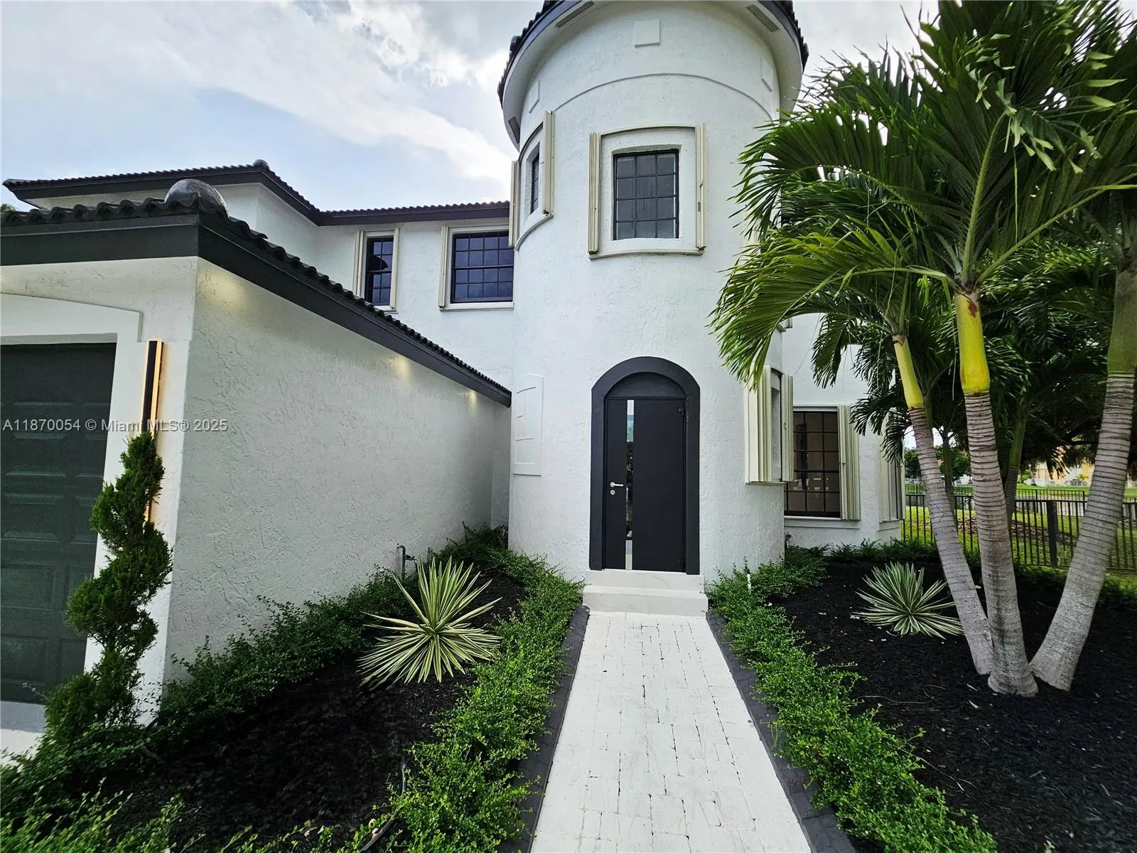 18940 SW 31st Ct