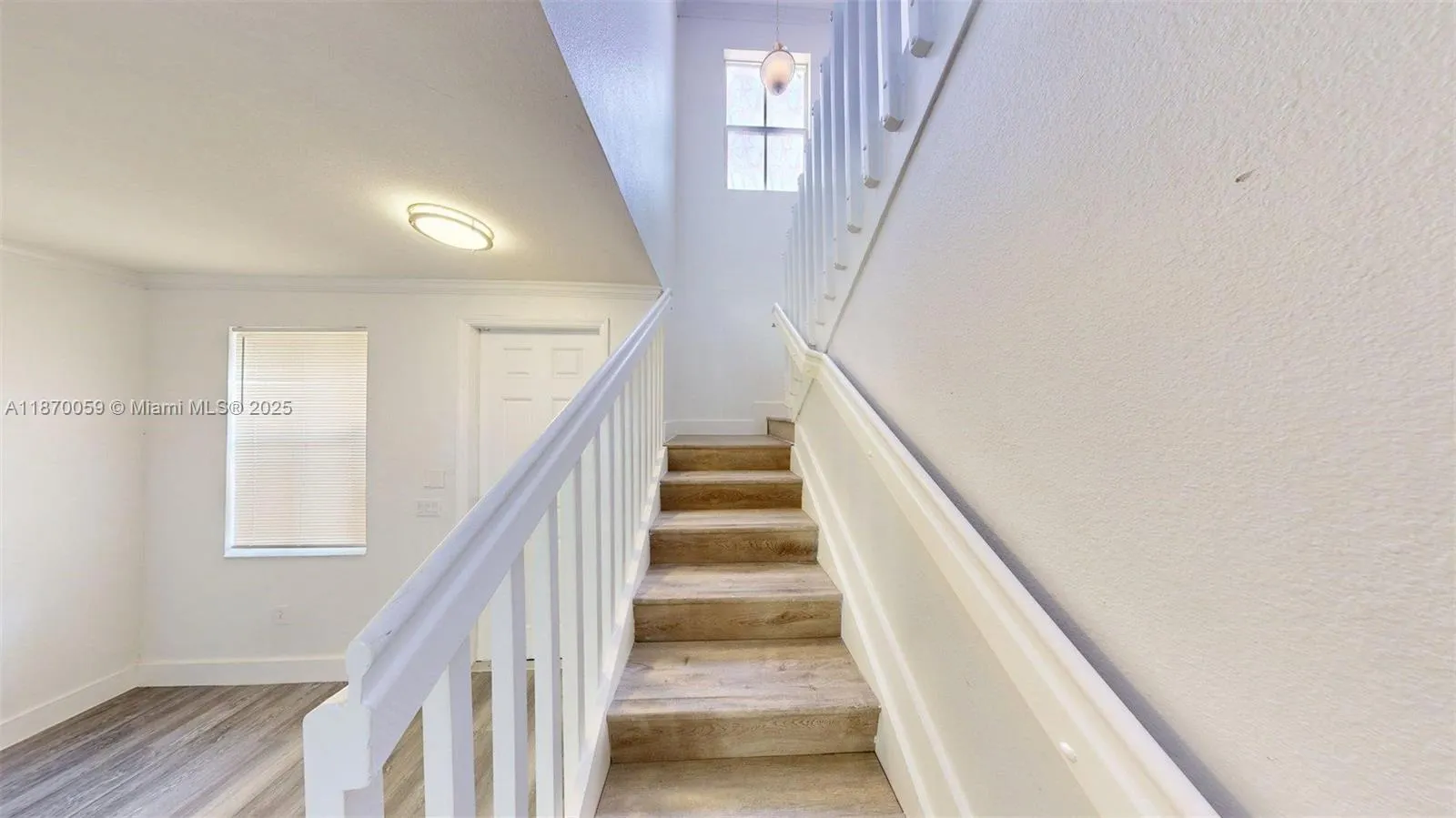 230 SE 29th Ave, #2