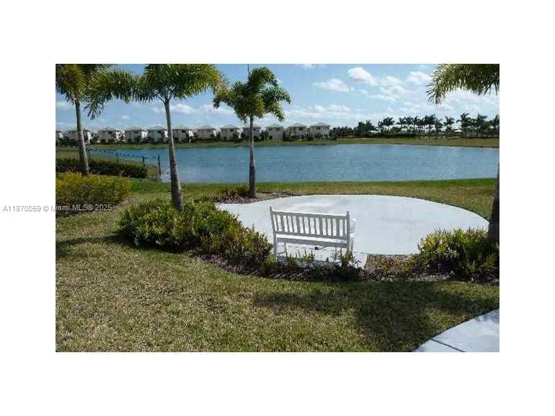 230 SE 29th Ave, #2
