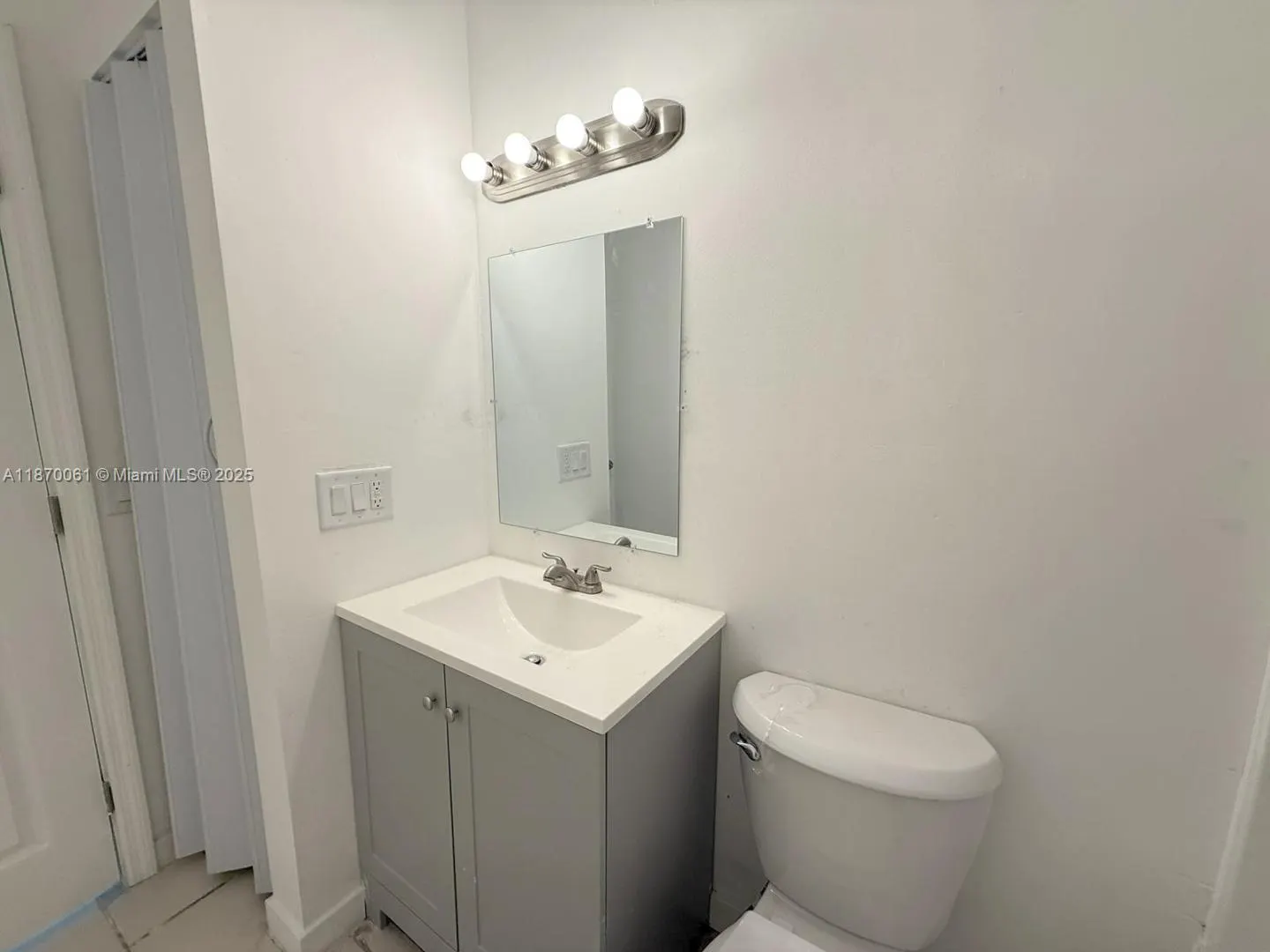 5605 Ninth, #B