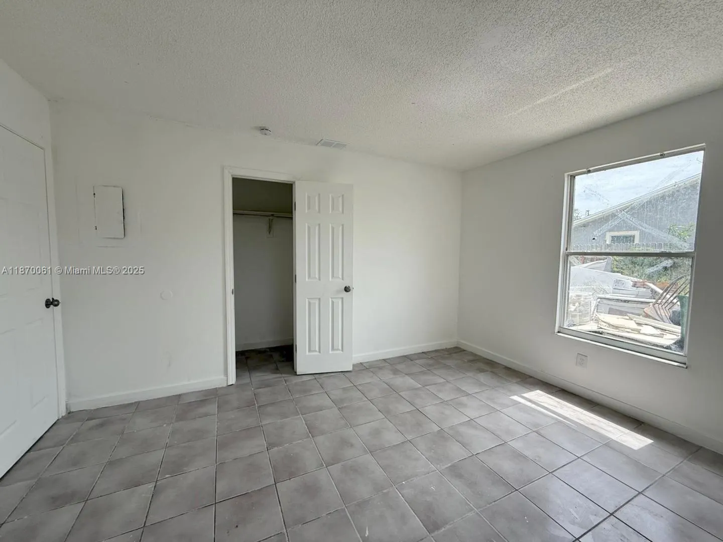5605 Ninth, #B