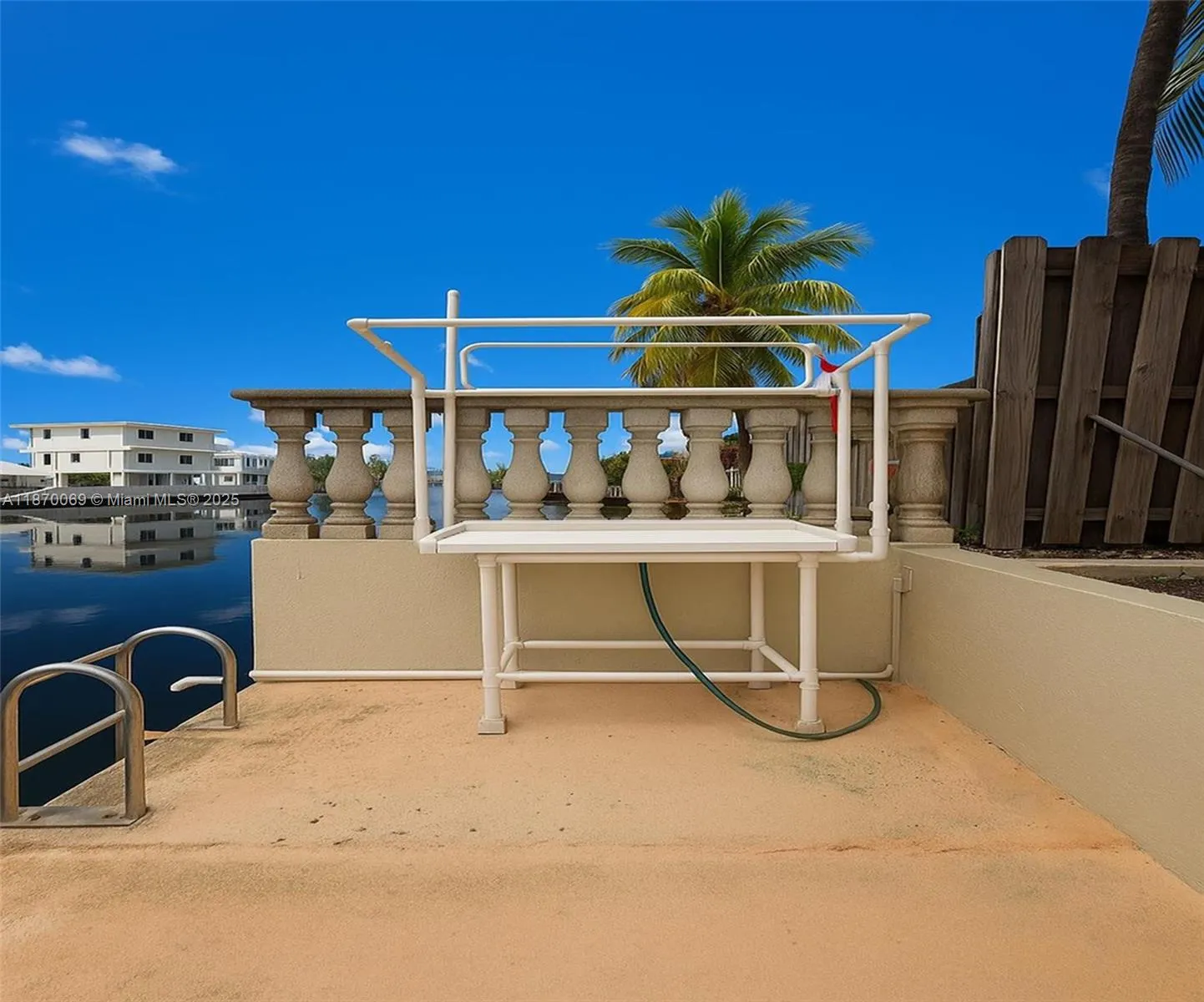 136 Marina Ave, #East