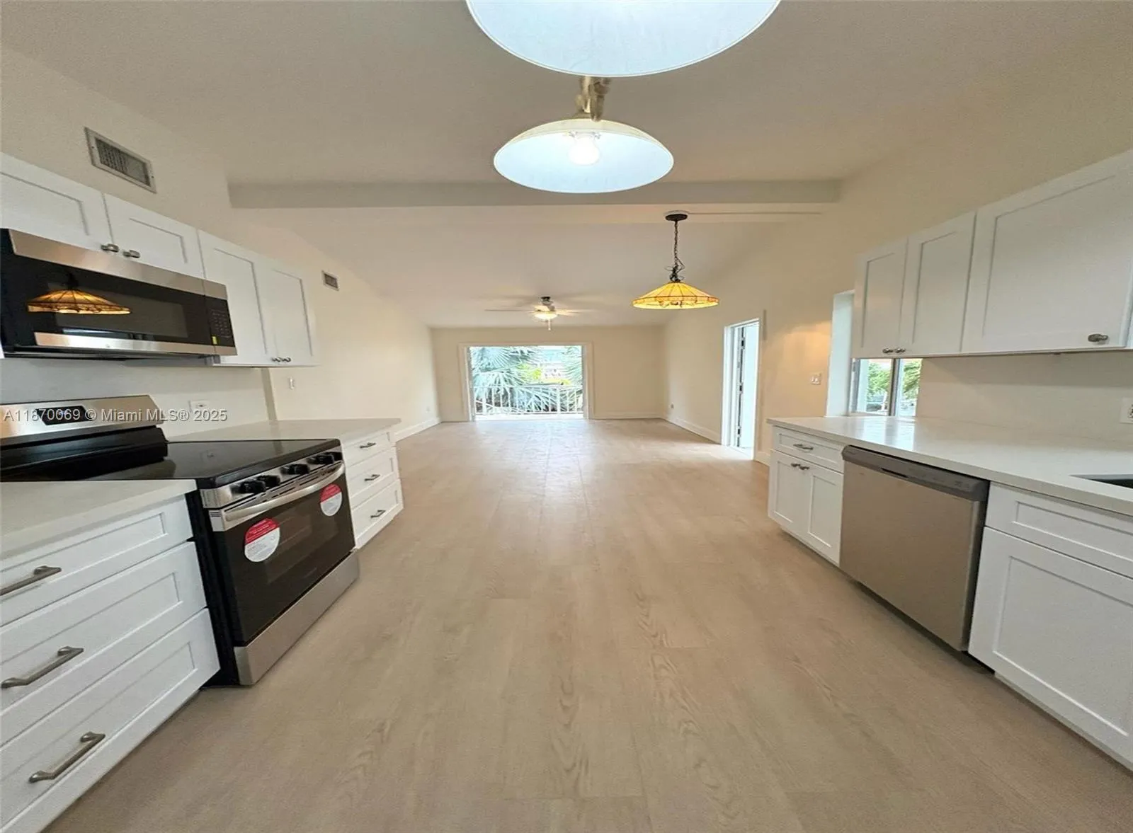 136 Marina Ave, #East
