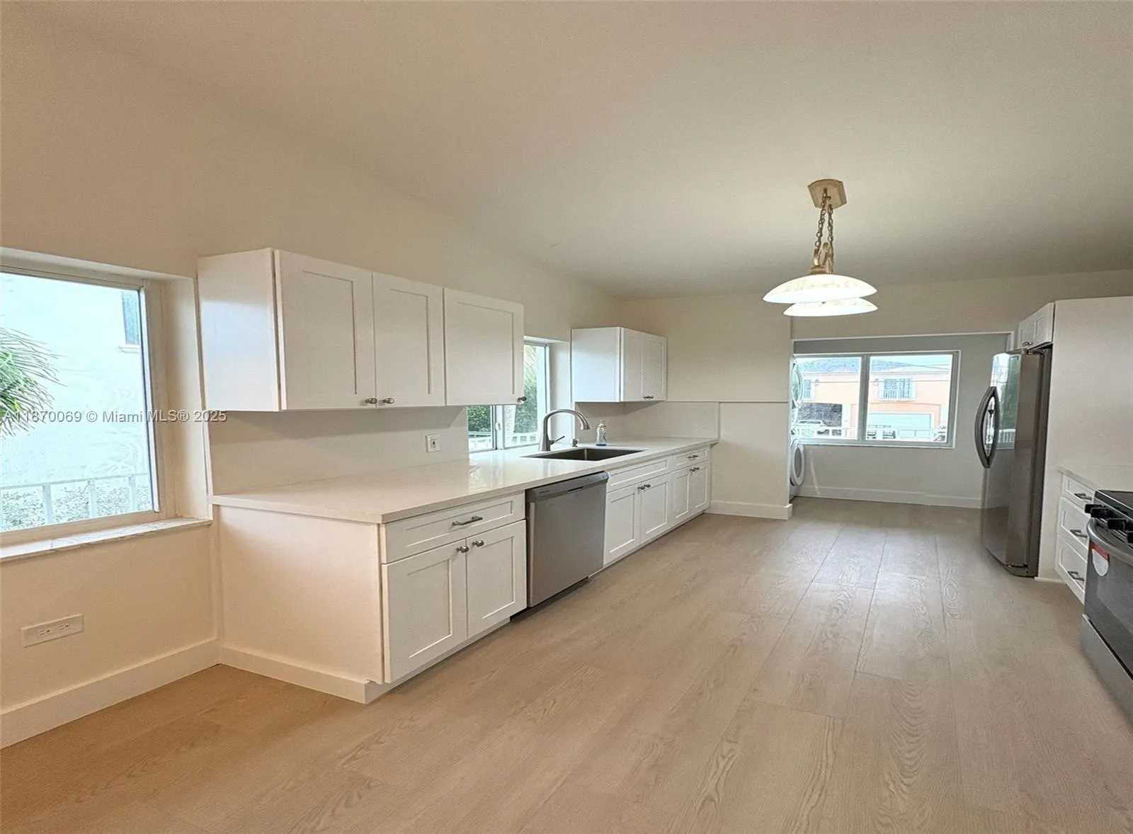 136 Marina Ave, #East