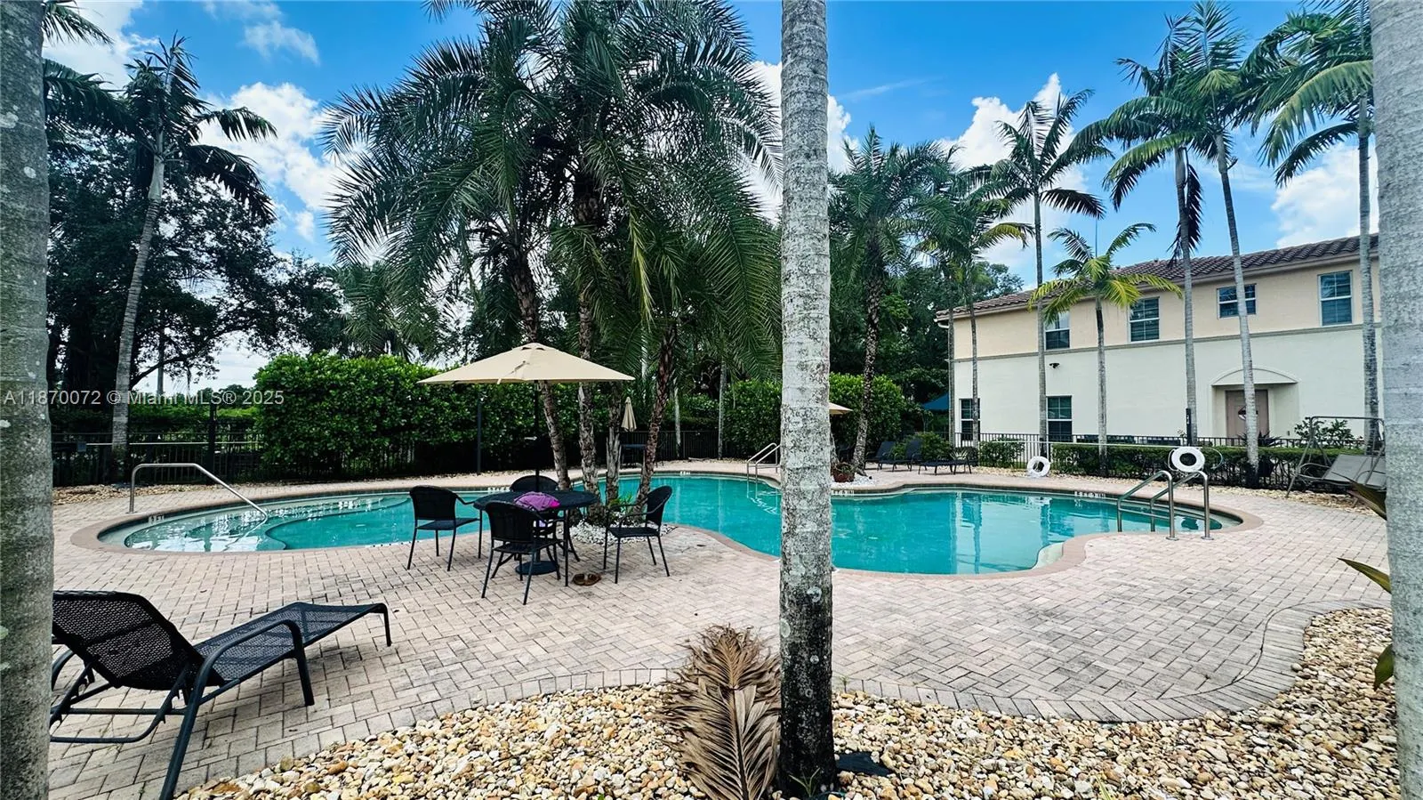 5217 SW 78th Ter