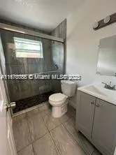 725 NW 4th Ave, #3