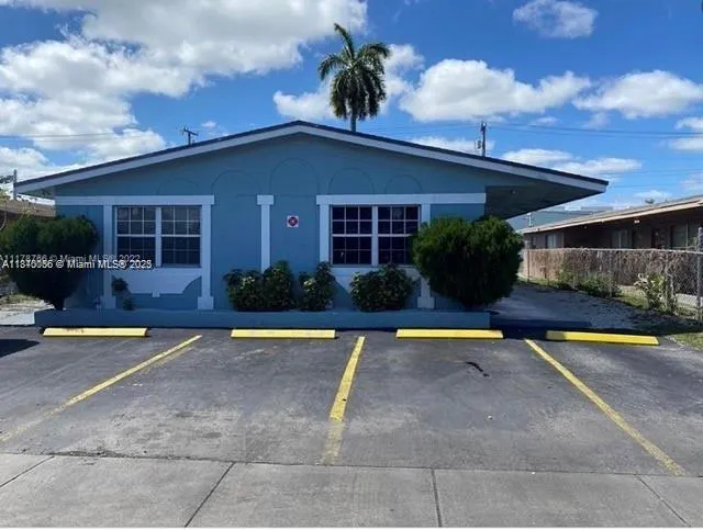 725 NW 4th Ave, #3