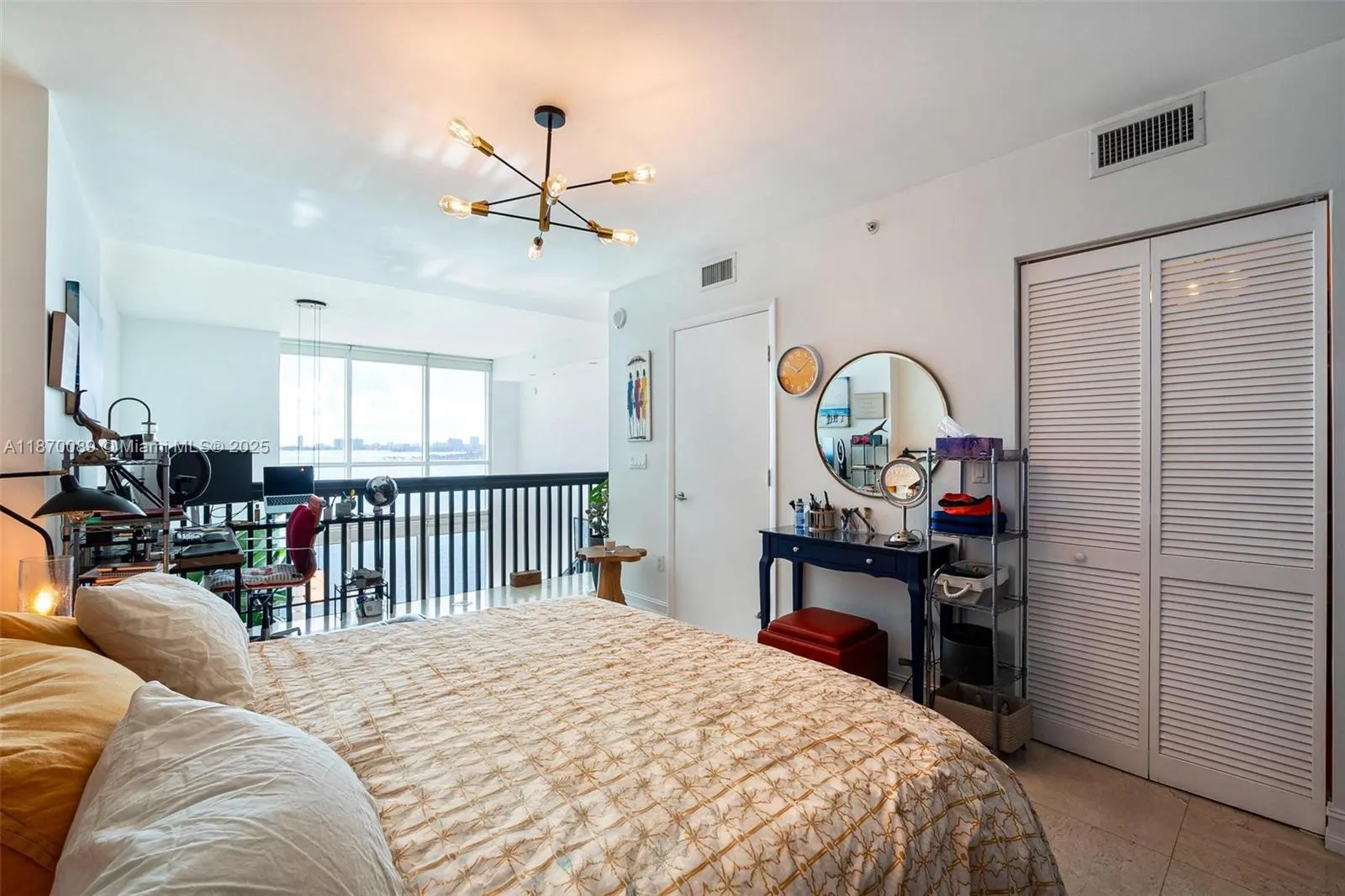 665 NE 25th St, #403