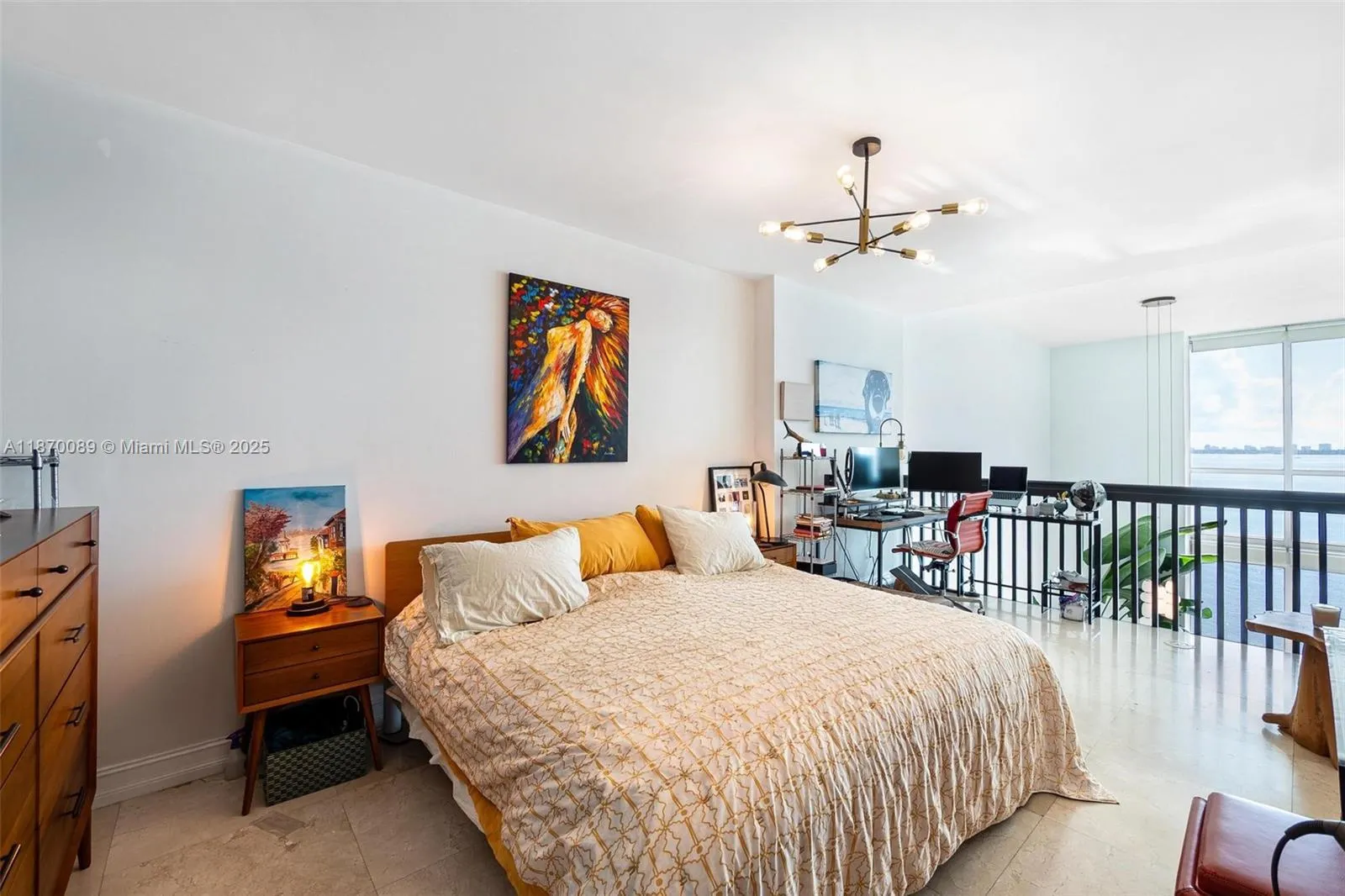 665 NE 25th St, #403
