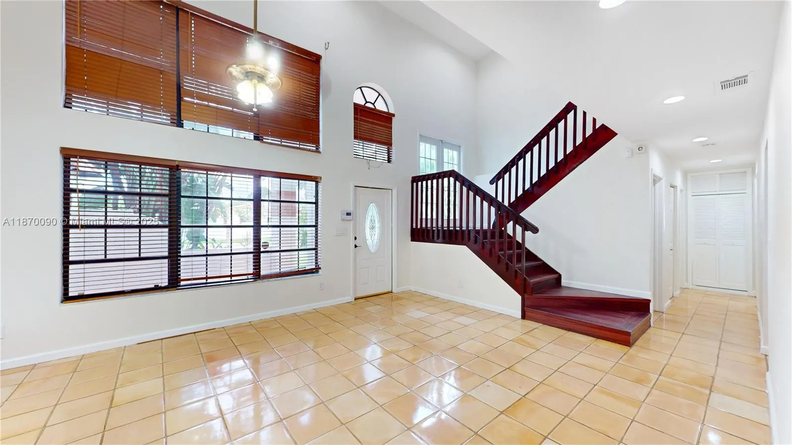 8670 Pasadena Blvd