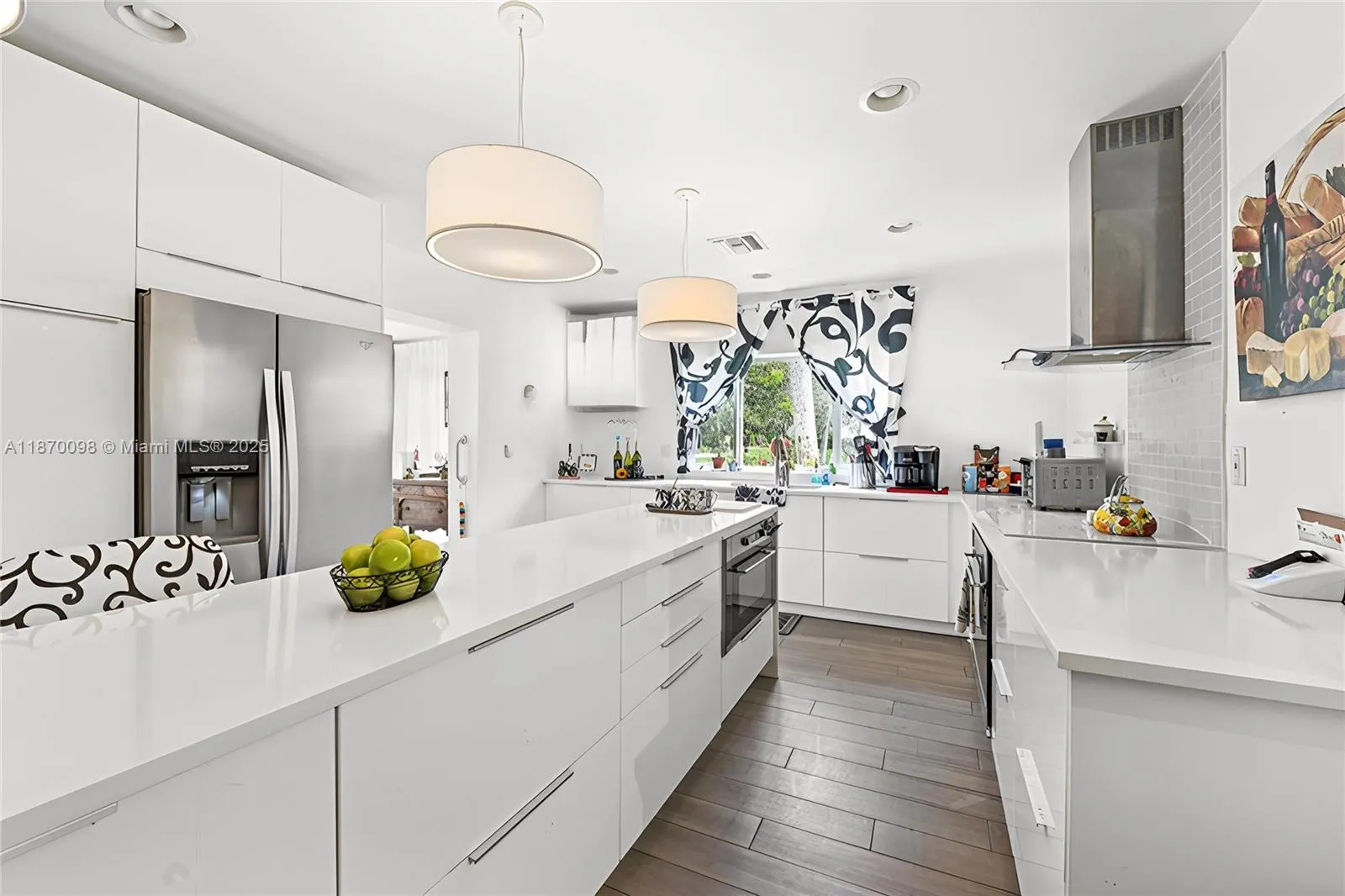 4314 Acacia Cir