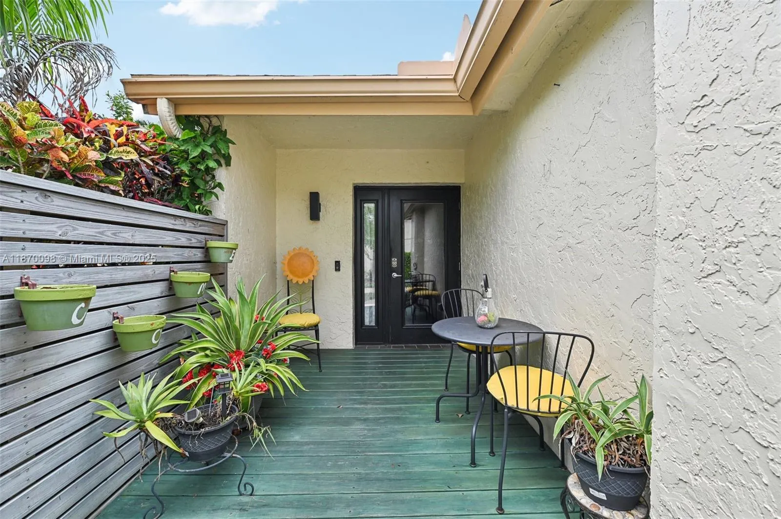 4314 Acacia Cir